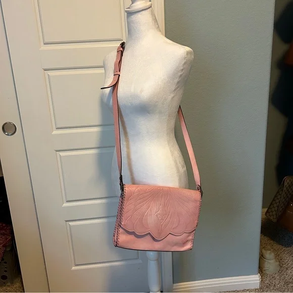 PATRICIA NASH Blush Pink Tooled Leather Crossbody Bag - Picture 2 of 16